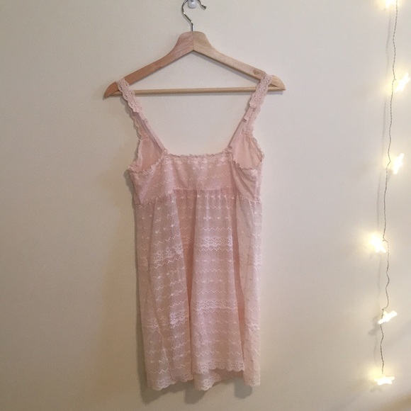 Pink lace nighty - Picture 2 of 4